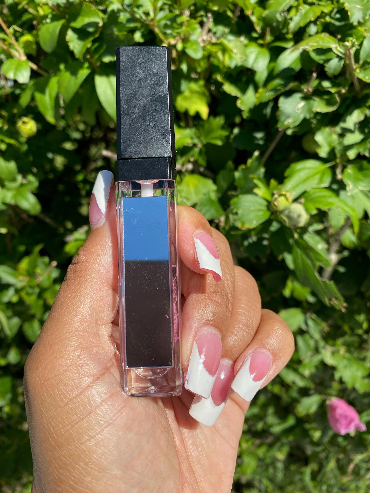 COLOR CHANGING LIPGLOSS W/ LED LIGHT & MIRROR