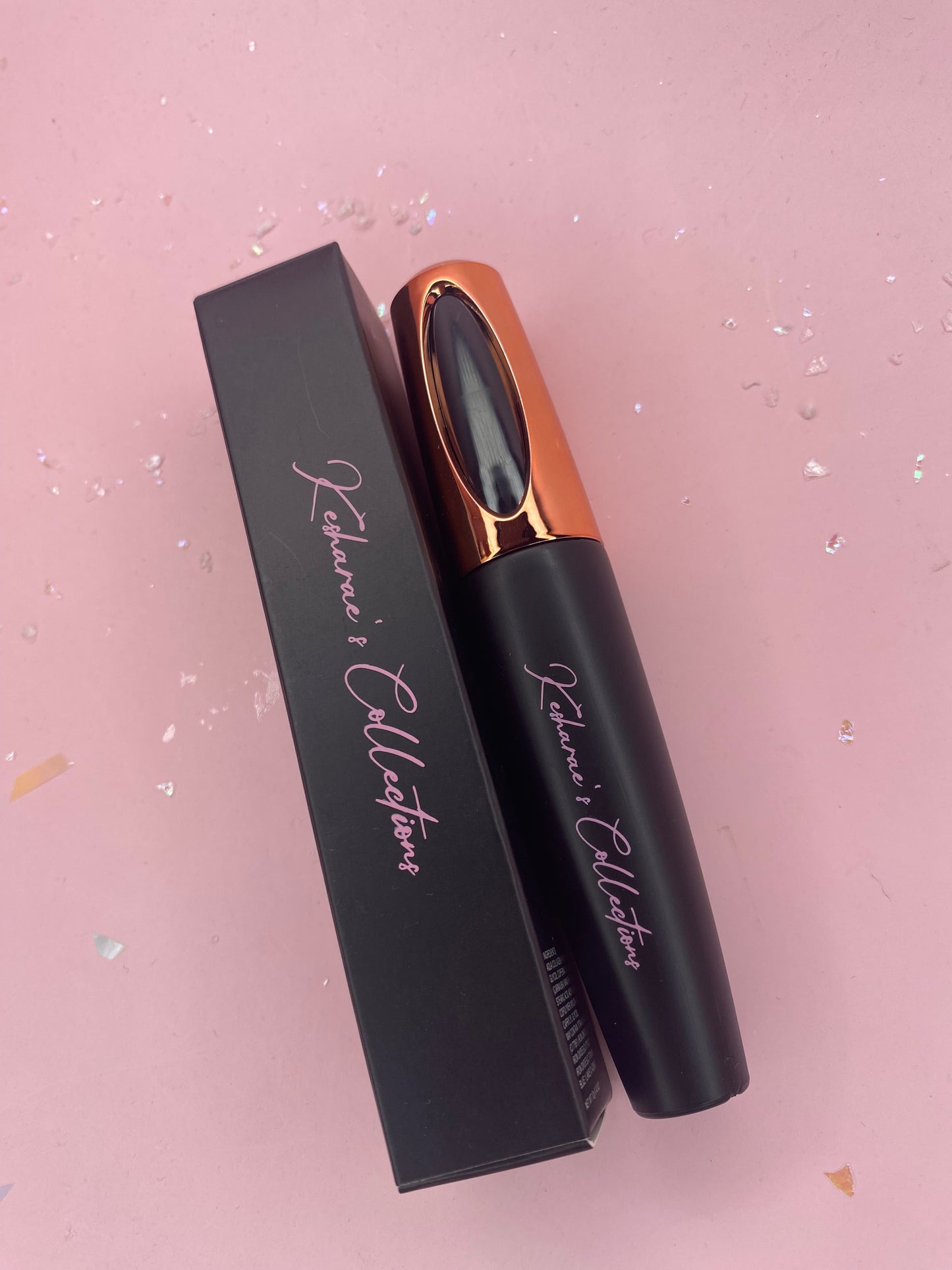 SMUDGE-PROOF MASCARA