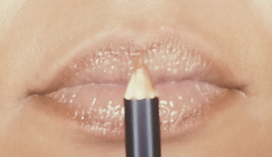 MOCHA LIP LINER